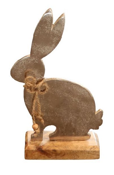 MET. HASE AUF HOLZBASIS